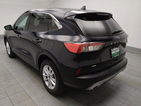 Used 2021 Ford Escape SE image 5