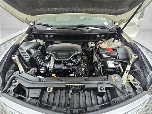 Used 2017 Cadillac XT5 Premium Luxury w/ Advanced Security Package AWD/4WD image 27