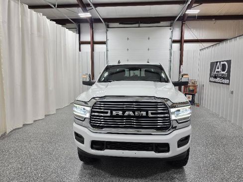 Used 2024 RAM 2500 Laramie AWD/4WD image 7