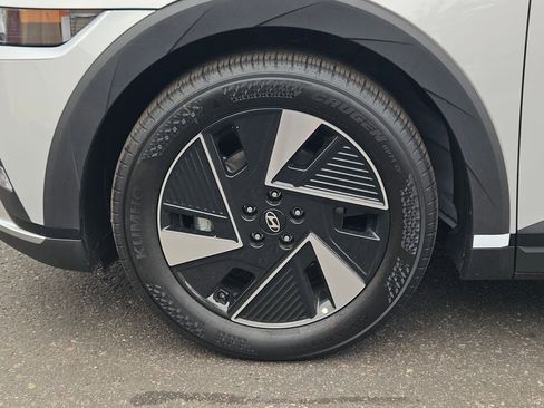 New 2026 Hyundai Ioniq 5 SEL image 6