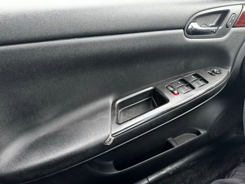 Used 2006 Chevrolet Impala LT image 26