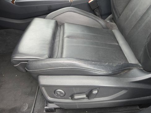 Used 2018 Audi Q5 2.0T Premium Plus w/ Premium Plus Package image 17