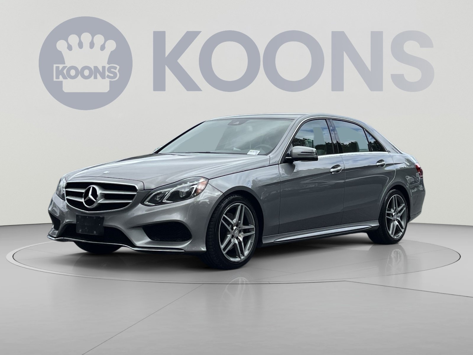 Used 2015 Mercedes-Benz E 350 4MATIC Sedan image 1