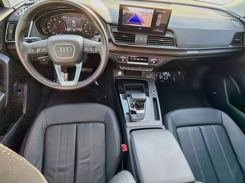 Used 2023 Audi Q5 2.0T Premium w/ Convenience Package AWD/4WD image 15