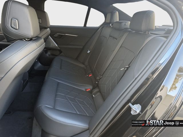 Used 2024 BMW 540i xDrive w/ M Sport Package AWD/4WD image 24