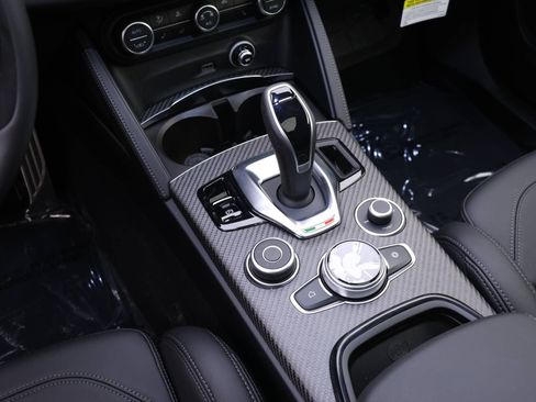 New 2024 Alfa Romeo Stelvio Quadrifoglio AWD/4WD image 13