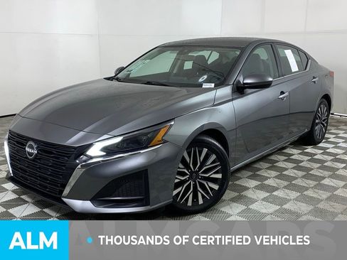 Used 2023 Nissan Altima 2.5 SV image 4