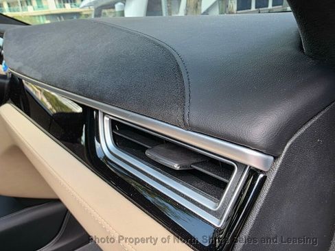 Used 2015 Tesla Model S 70 image 16