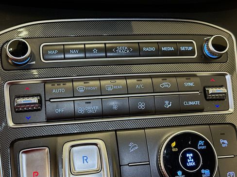 Used 2023 Hyundai Santa Fe SEL Premium w/ Cargo Package image 24