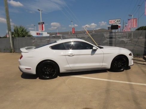Used 2019 Ford Mustang Premium w/ Ecoboost Performance Package RWD image 8