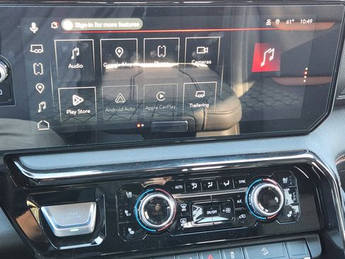 Certified 2025 GMC Sierra 1500 AT4 w/ AT4 Premium Package image 17