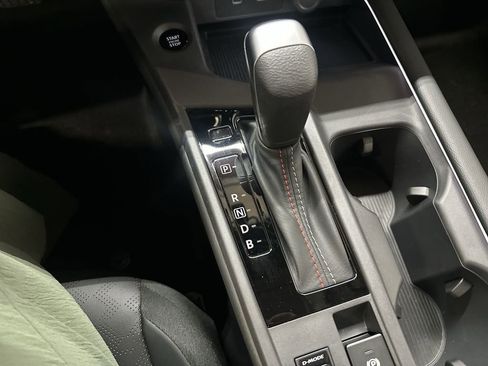 New 2026 Nissan Sentra SR FWD image 21