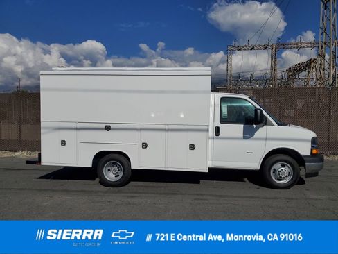 New 2025 Chevrolet Express 3500 w/ Power Convenience Package image 1