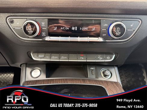 Used 2023 Audi Q5 2.0T Premium Plus w/ Premium Plus Package AWD/4WD image 26