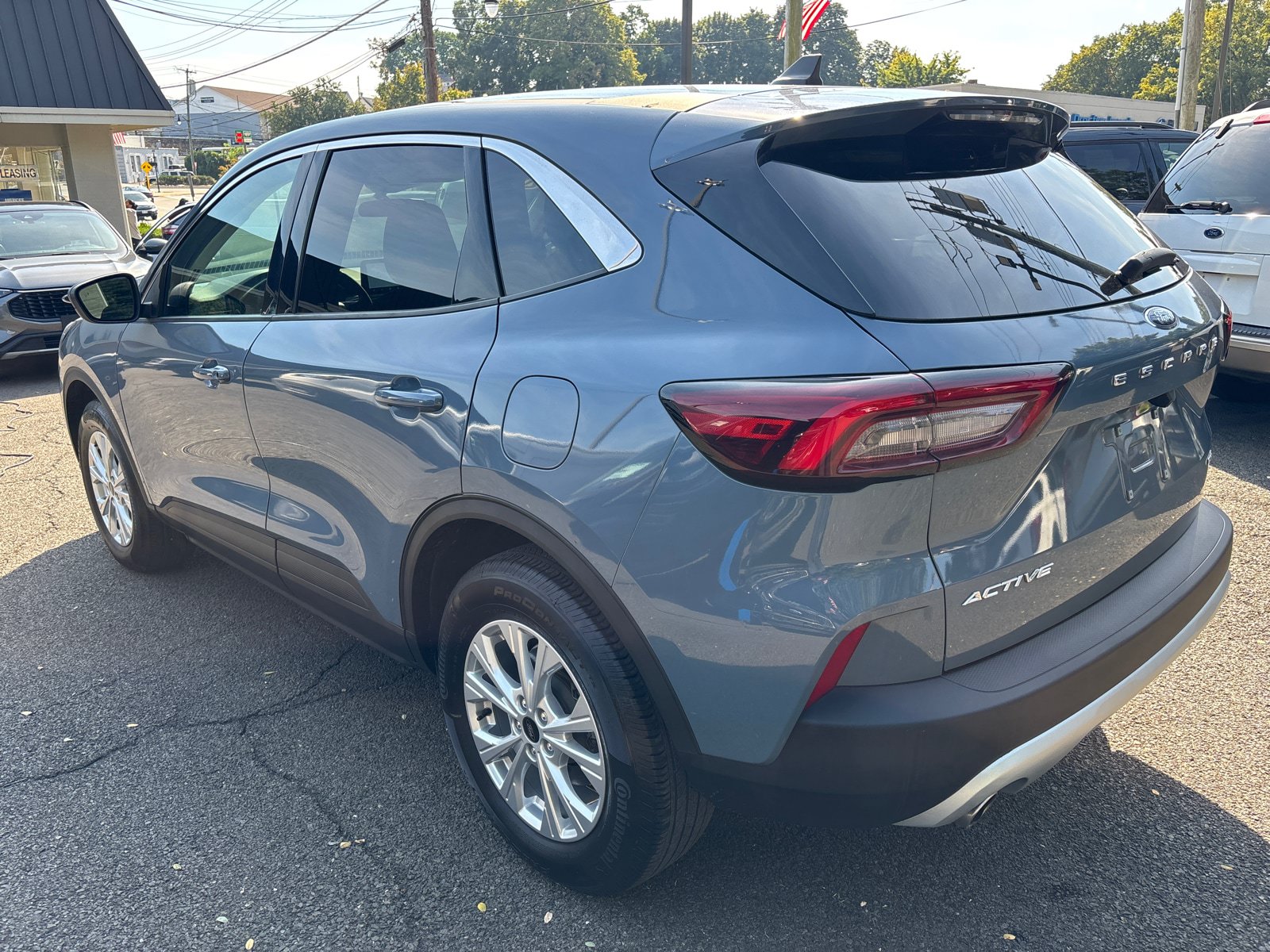 Used 2023 Ford Escape Active AWD/4WD image 5