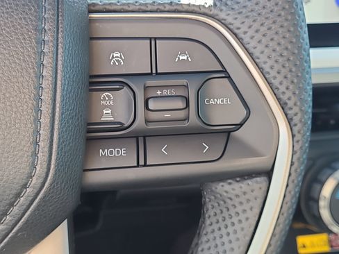 Used 2024 Toyota Tacoma TRD Sport image 21