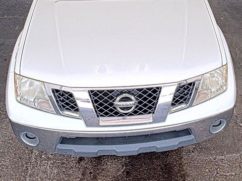 Used 2012 Nissan Frontier SL RWD image 2