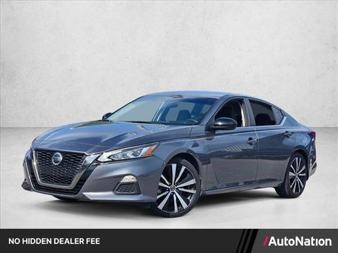 Used 2019 Nissan Altima 2.5 SR FWD image 1