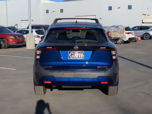 New 2026 Nissan Kicks SR w/ Cold Weather Package image 5