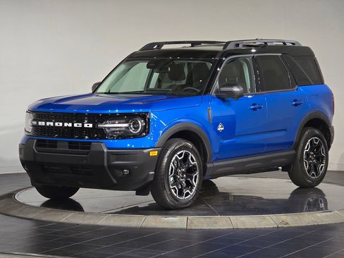 New 2025 Ford Bronco Sport Outer Banks w/ Outer Banks Tech Package+ image 10