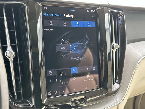 Certified 2025 Volvo XC60 T8 Plus w/ Protection Package Premier image 12