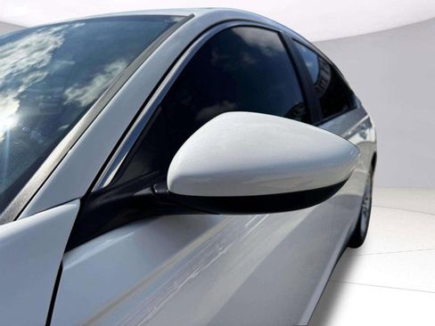 Used 2024 Honda Accord LX image 14