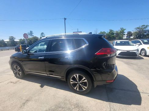 Used 2017 Nissan Rogue SL AWD/4WD image 44