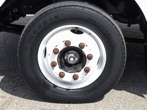 Used 2019 Ford F650 2WD Regular Cab Super Duty image 30