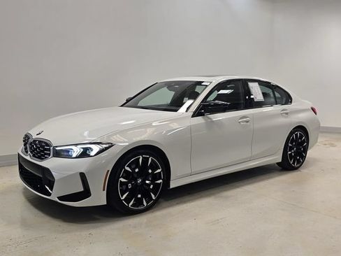 Used 2025 BMW M340i xDrive AWD/4WD image 33
