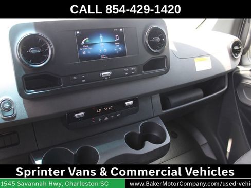 Used 2024 Mercedes-Benz Sprinter 2500 image 13