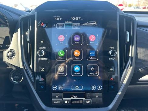 Used 2025 Subaru Forester Premium image 32