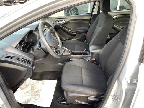 Used 2017 Ford Focus SE image 11