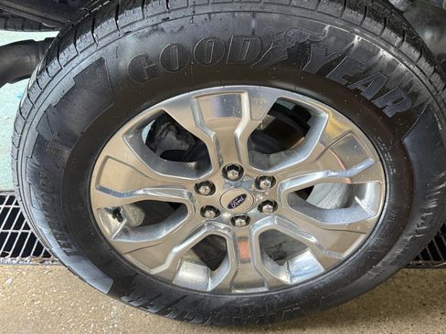 Used 2021 Ford F150 Platinum w/ Equipment Group 701A High AWD/4WD image 35
