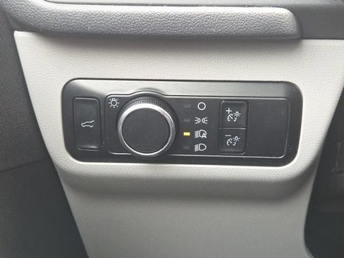 Certified 2023 Ford Escape Active AWD/4WD image 28