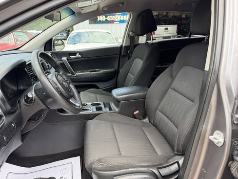 Used 2017 Kia Sportage LX AWD/4WD image 9
