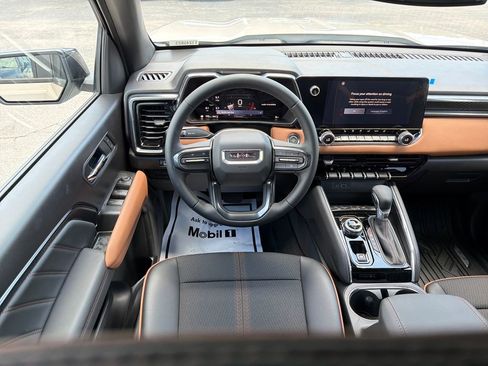 New 2026 GMC Canyon AT4 AWD/4WD image 11