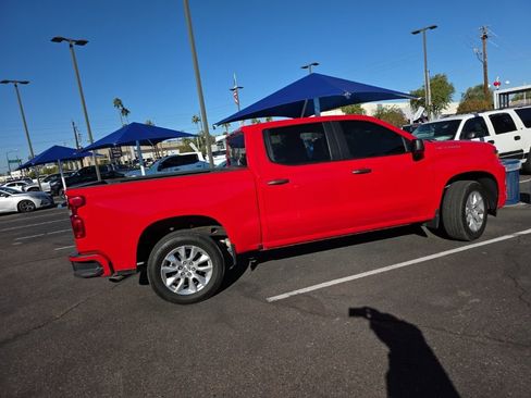 Used 2025 Chevrolet Silverado 1500 Custom image 5