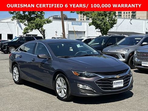 Used 2025 Chevrolet Malibu LT FWD image 1