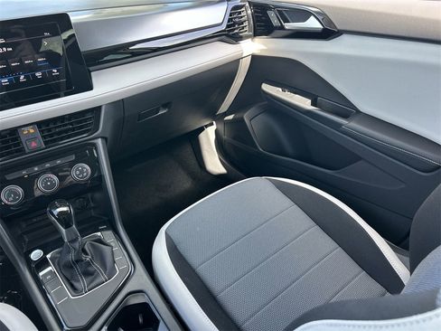 New 2025 Volkswagen Taos S image 12