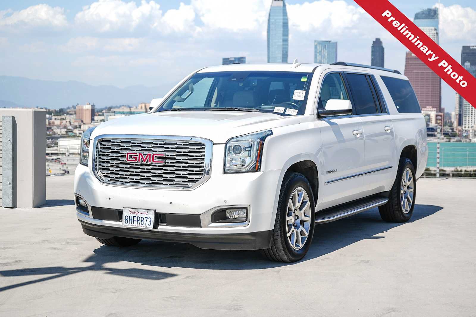 Used 2019 GMC Yukon XL Denali w/ Open Road Package AWD/4WD image 1