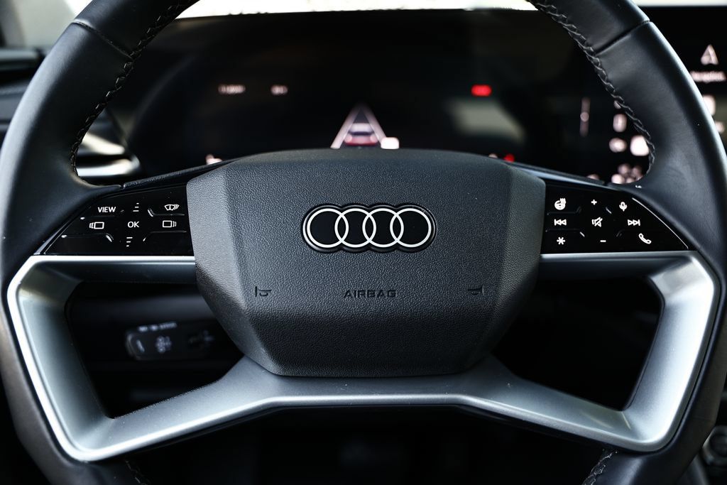 Certified 2025 Audi Q5 Premium w/ Premium Plus AWD/4WD image 32