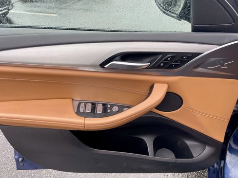 Used 2022 BMW X4 M40i w/ Premium Package image 12