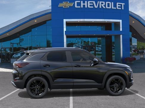 New 2026 Chevrolet TrailBlazer LT w/ Midnight Edition AWD/4WD image 29