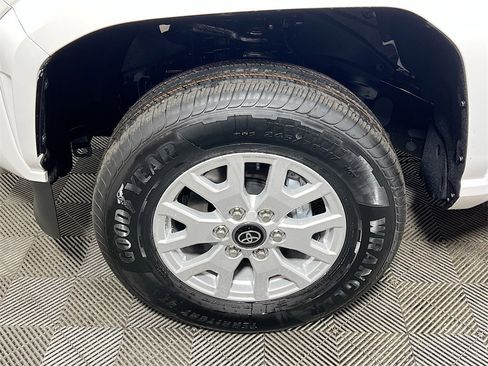 New 2026 Toyota Tacoma SR5 image 25