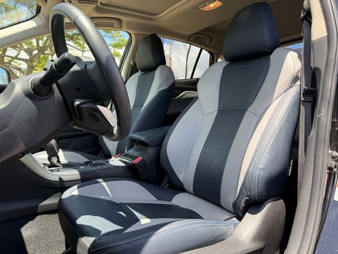 Used 2019 Subaru Crosstrek Hybrid w/ Moonroof Package w/Navigation image 8