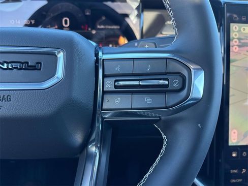 New 2026 GMC Acadia Denali w/ Super Cruise Package image 13