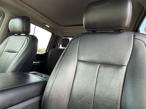 Used 2020 Ford F150 Lariat w/ Equipment Group 502A Luxury AWD/4WD image 11