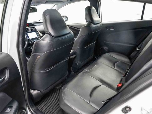 Used 2022 Toyota Prius XLE w/ Advanced Technology Package FWD image 19