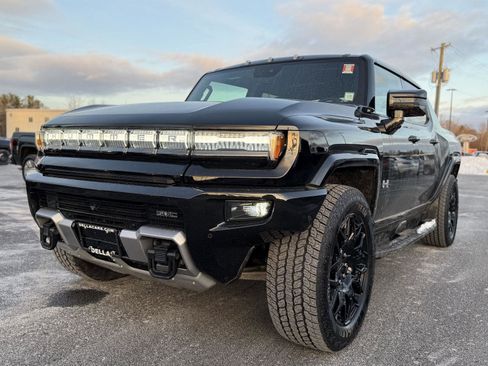 Certified 2025 GMC Hummer EV 2X image 10