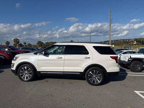 Used 2017 Ford Explorer Platinum image 6